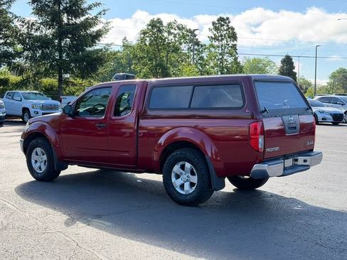 Used 2009 Nissan Frontier SE w/ SE Value Truck Pkg AWD/4WD image 5