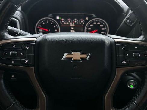 Used 2021 Chevrolet Silverado 1500 High Country w/ Technology Package image 23