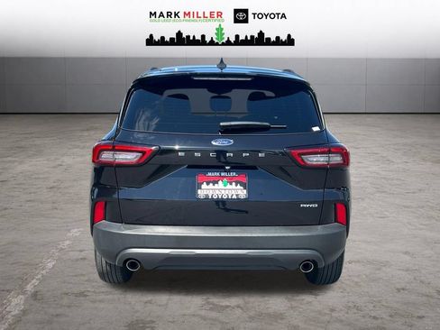 Used 2025 Ford Escape ST-Line AWD/4WD image 4
