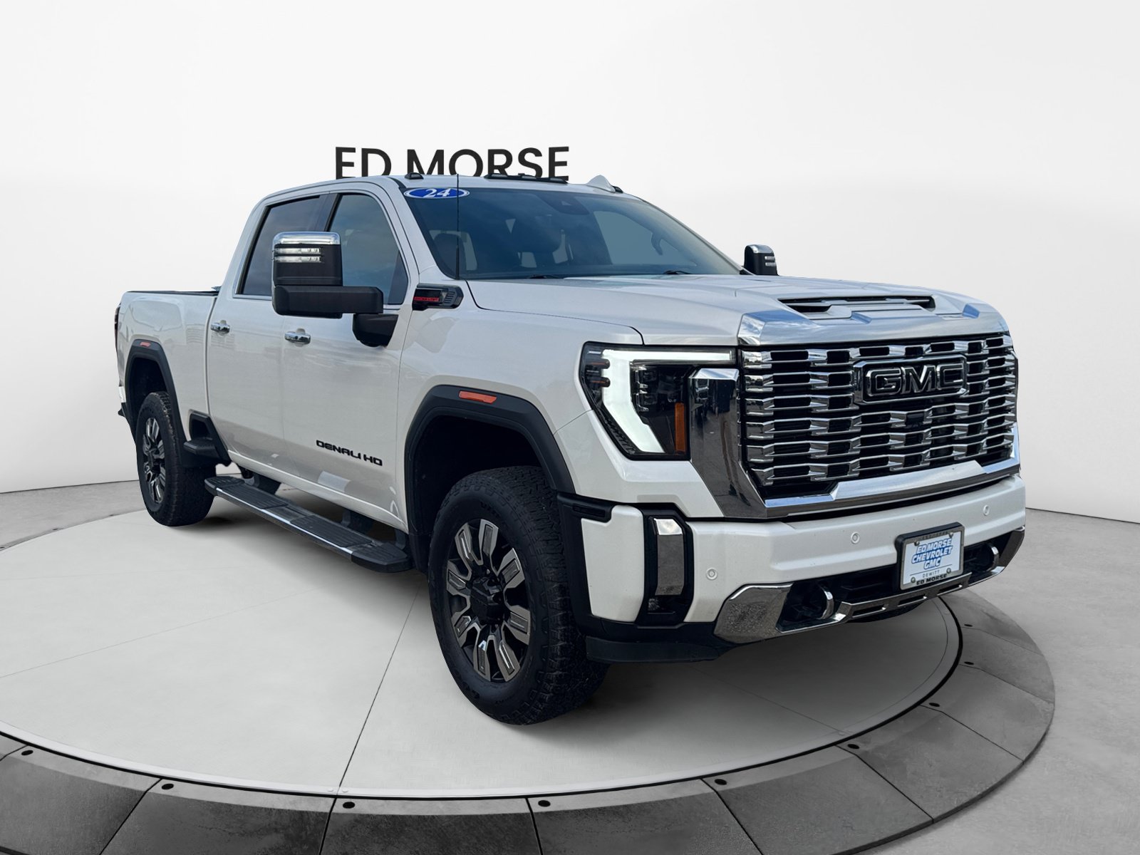 Used 2024 GMC Sierra 2500 Denali w/ Denali Reserve Package AWD/4WD image 7