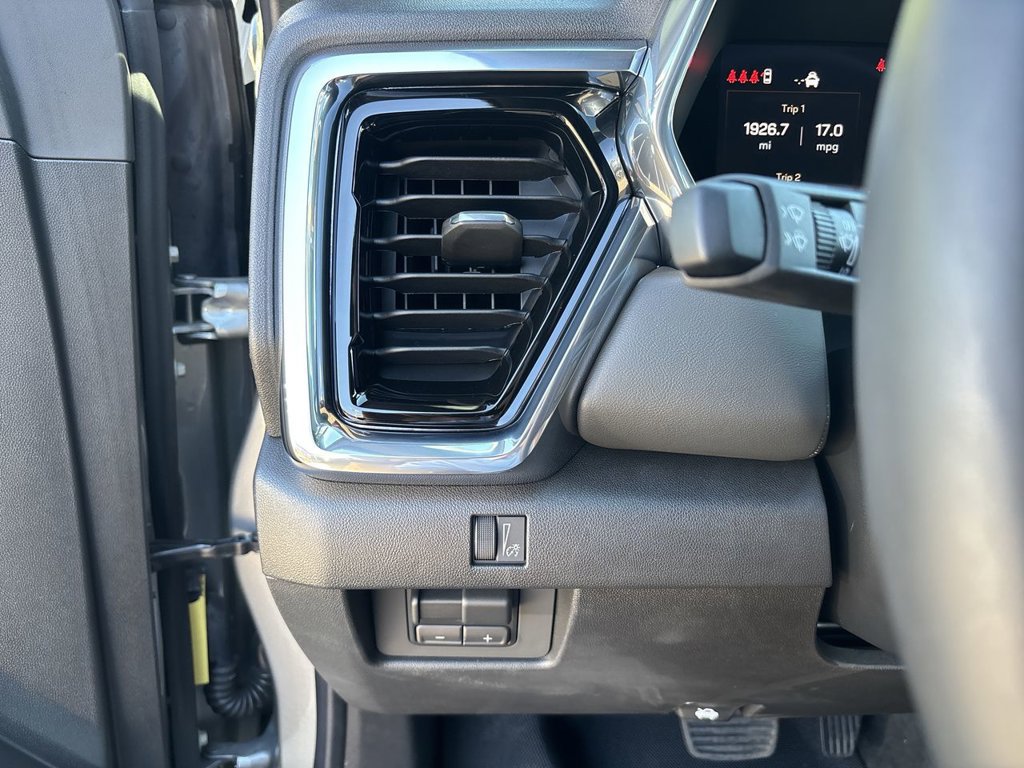 Certified 2026 GMC Canyon Elevation w/ Convenience Package AWD/4WD image 23