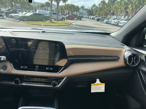 New 2026 Chevrolet Equinox ACTIV w/ Convenience Package III AWD/4WD image 17
