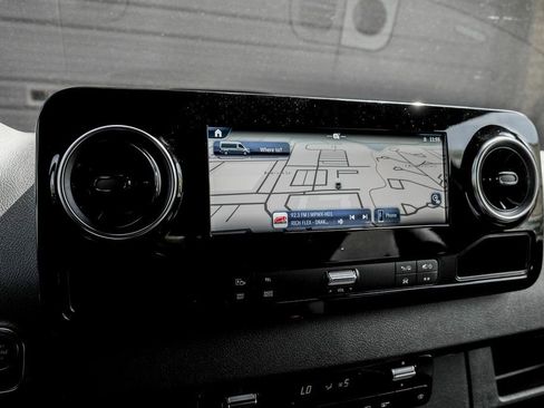 New 2025 Mercedes-Benz Sprinter 2500 image 17