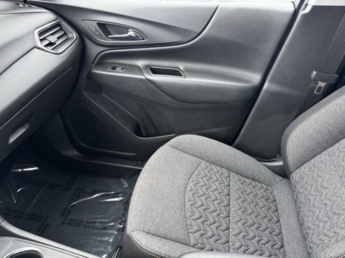 Certified 2023 Chevrolet Equinox LT w/ Driver Convenience Package image 21