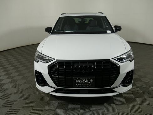 New 2025 Audi Q3 2.0T Premium Plus image 8