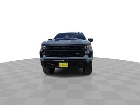 Used 2024 Chevrolet Silverado 1500 Custom Trail Boss AWD/4WD image 3