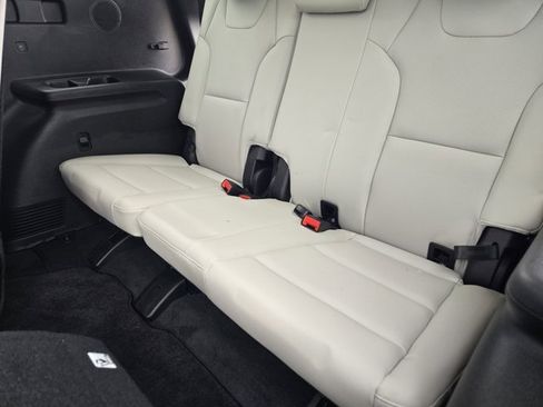 Certified 2025 Kia Telluride SX image 31