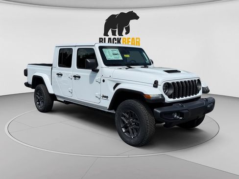 New 2026 Jeep Gladiator Sport AWD/4WD image 1