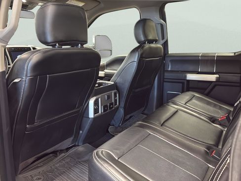 Used 2020 Ford F250 Lariat w/ Lariat Ultimate Package image 13