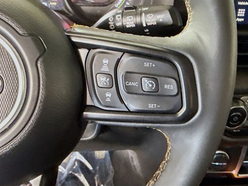 Used 2024 Jeep Wrangler Unlimited w/ Convenience Group AWD/4WD image 15