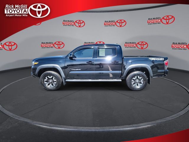 Used 2020 Toyota Tacoma TRD Off-Road w/ TRD Premium Off Road Package AWD/4WD image 5