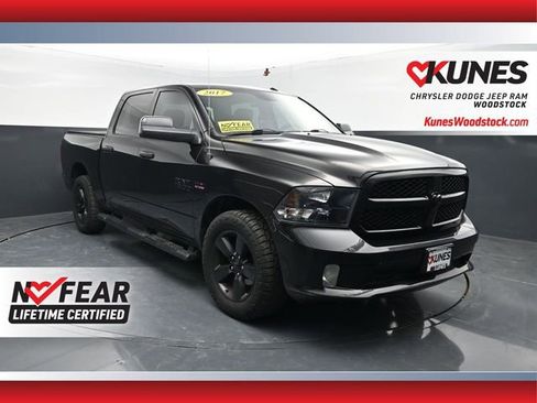 Used 2017 RAM 1500 Express w/ Black Ram 1500 Express Group AWD/4WD image 1