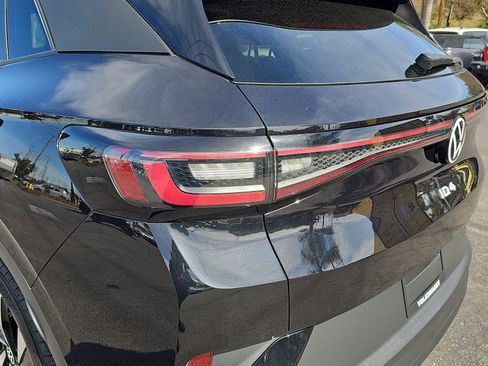 Used 2024 Volkswagen ID.4 Standard image 33