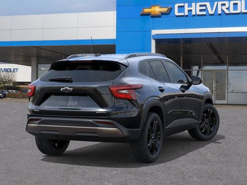 New 2026 Chevrolet Trax ACTIV FWD image 4