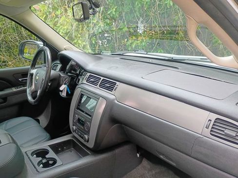 Used 2014 Chevrolet Tahoe LT w/ Suspension Package, Off-Road image 30