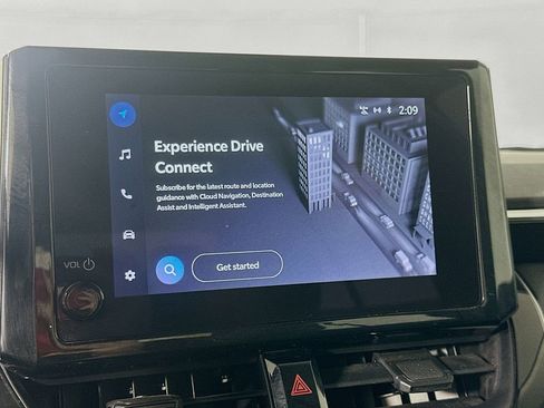 Used 2025 Toyota Corolla LE image 27