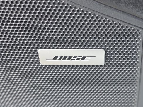 Certified 2023 Porsche Cayenne AWD/4WD image 12