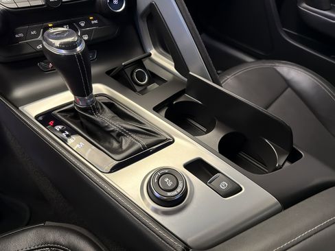 Used 2019 Chevrolet Corvette Stingray Coupe w/ 1LT image 26