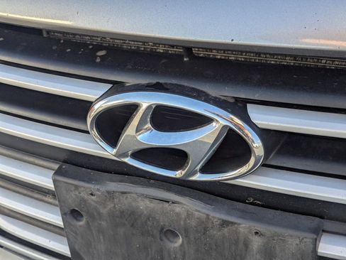 Used 2018 Hyundai Elantra SE w/ Cargo Package image 11