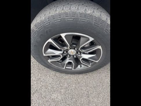 Used 2024 Chevrolet Silverado 1500 LT image 4