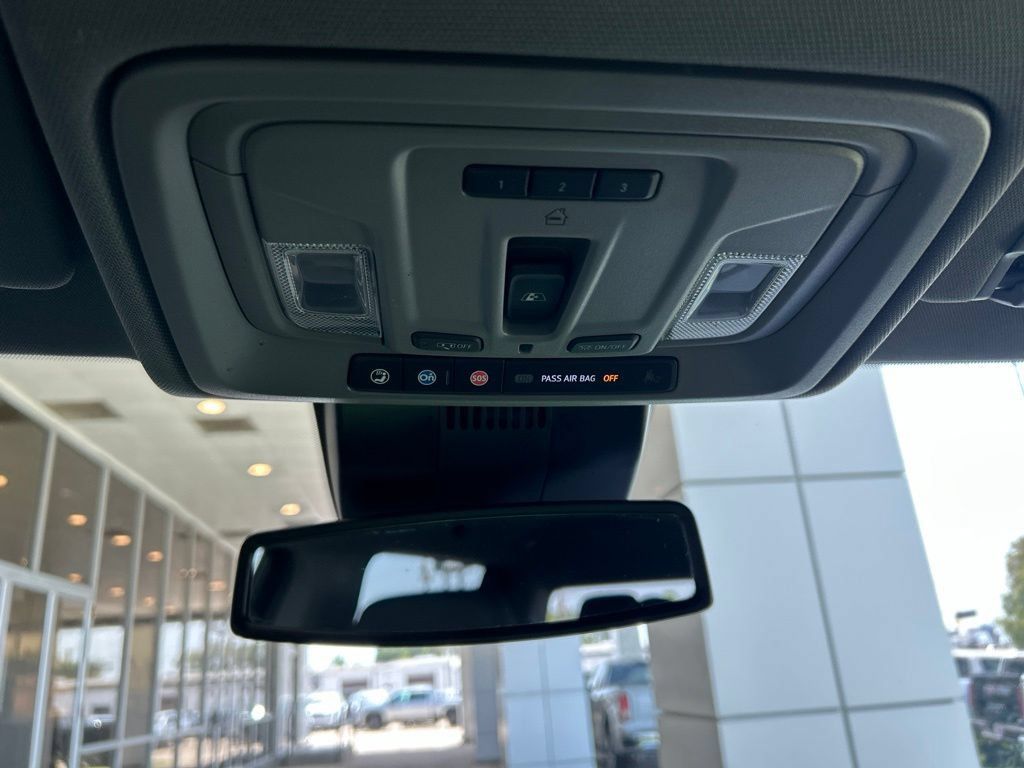 Certified 2024 GMC Sierra 1500 SLT AWD/4WD image 23