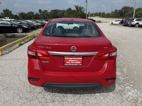 Used 2018 Nissan Sentra SV FWD image 4