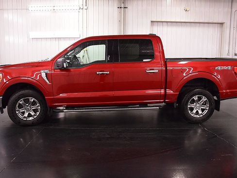 Used 2021 Ford F150 XLT w/ Equipment Group 302A High AWD/4WD image 4