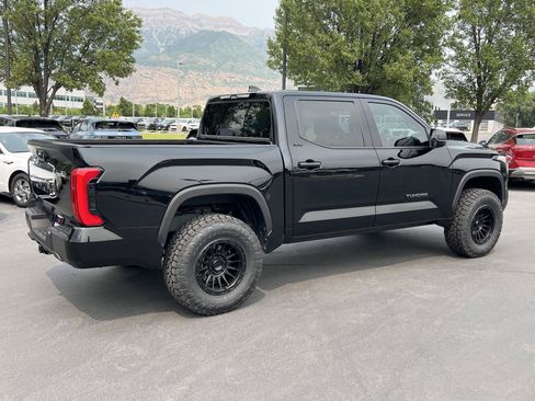 Used 2025 Toyota Tundra SR5 AWD/4WD image 7