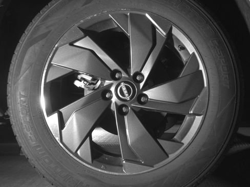 Used 2025 Nissan Rogue SV FWD image 15