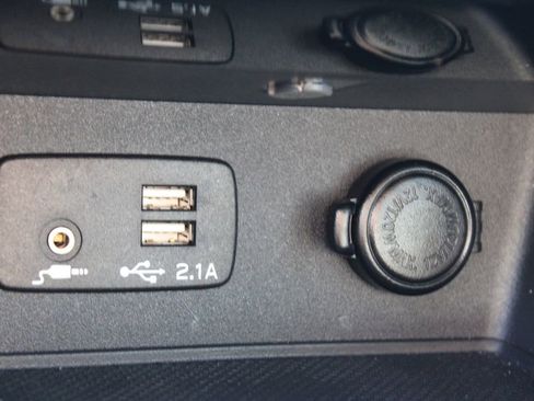 Used 2024 Subaru Forester Limited image 23