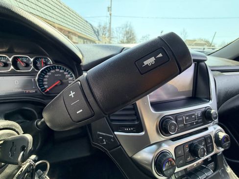 Used 2016 Chevrolet Suburban LT AWD/4WD image 29