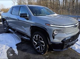 Used 2025 Chevrolet Silverado EV RST video 1