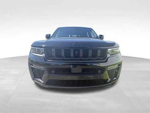 New 2026 Jeep Grand Cherokee L Limited AWD/4WD image 8