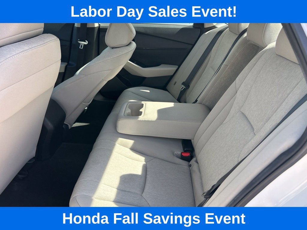 Used 2024 Honda Accord EX image 12