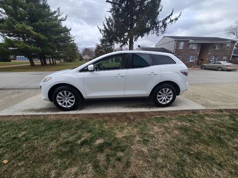 Used 2011 MAZDA CX-7 i Sport w/ Convenience Pkg image 2