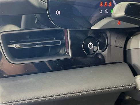 New 2026 Porsche Taycan image 11