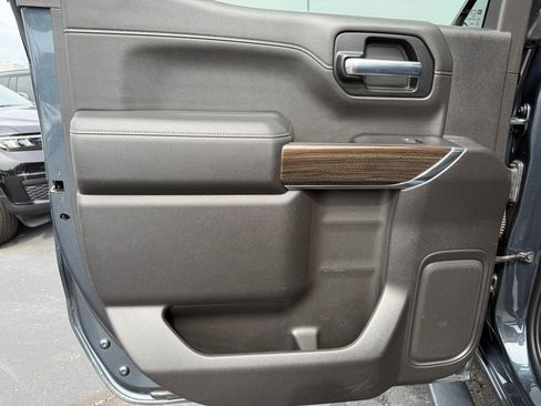 Used 2020 Chevrolet Silverado 1500 RST AWD/4WD image 26