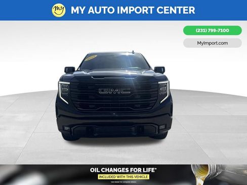 Used 2022 GMC Sierra 1500 SLT w/ SLT Convenience Package RWD image 2