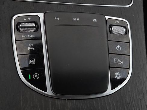 Certified 2022 Mercedes-Benz GLC 300 4MATIC image 32
