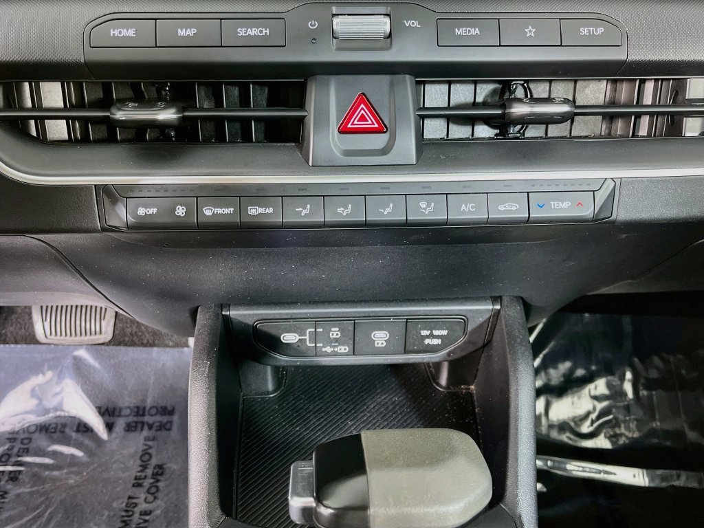 Used 2025 Kia K4 FWD image 20