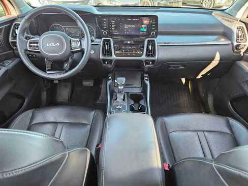 Certified 2023 Kia Sorento S w/ Panoramic Sunroof Package image 14