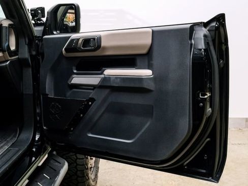 Used 2022 Ford Bronco Wildtrak image 76