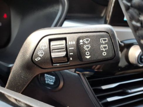 Used 2024 Ford Escape Active AWD/4WD image 25