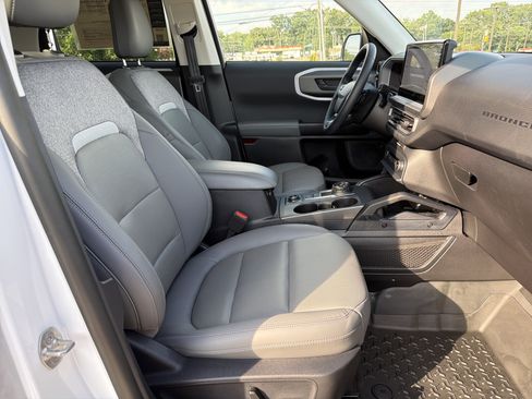 Used 2025 Ford Bronco Sport Badlands AWD/4WD image 32