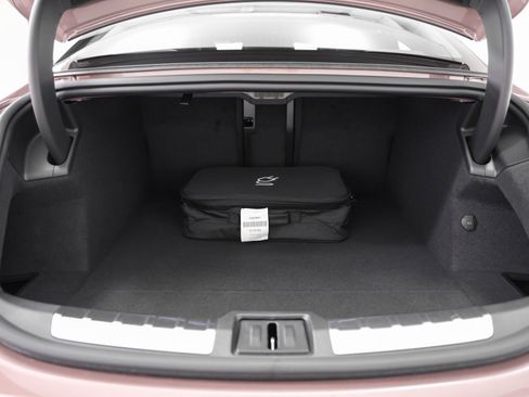 New 2025 Porsche Taycan image 21