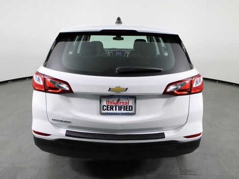 Used 2021 Chevrolet Equinox LS image 8