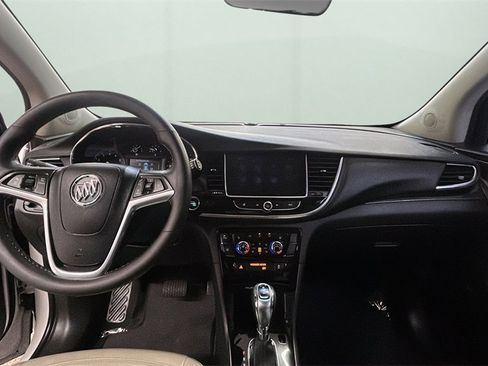 Used 2018 Buick Encore Premium w/ Experience Buick Package image 10