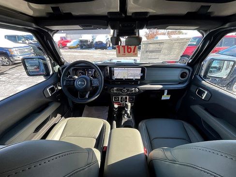 New 2026 Jeep Gladiator Mojave image 32