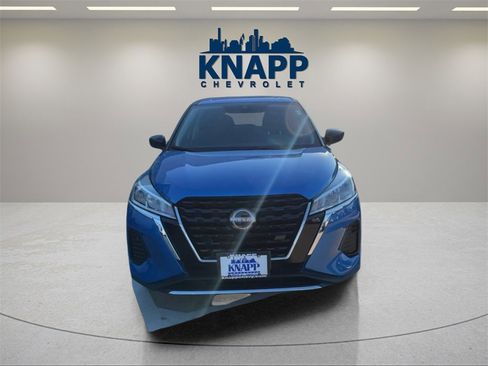 Used 2023 Nissan Kicks S image 8
