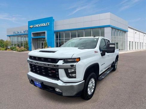 Used 2022 Chevrolet Silverado 2500 LT w/ Convenience Package AWD/4WD image 1